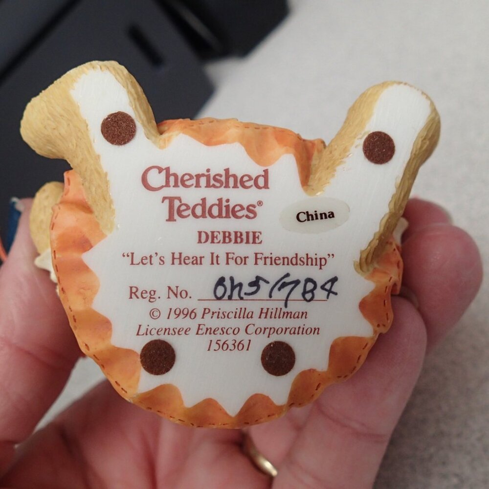 Debbie "Let's Hear It For Friendship" Cheerleader Cherished Teddies Figure - Picture 7 of 7